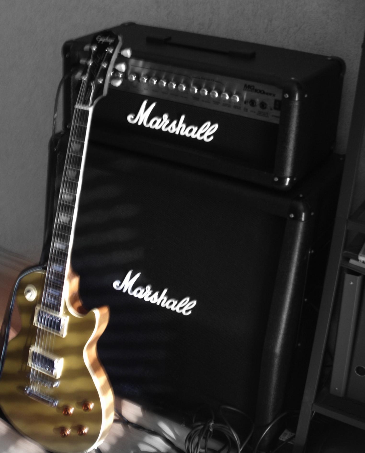 Marshall MG100HDFX
Epiphone Les Paul Goldtop