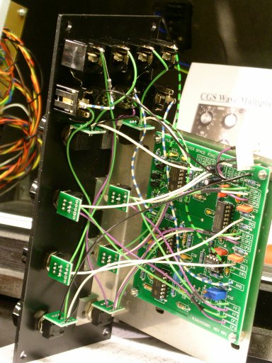 MFOS Sonic Multiplier (Ring Modulator, Verzerrer, Sinus Oszillator) Rückseite