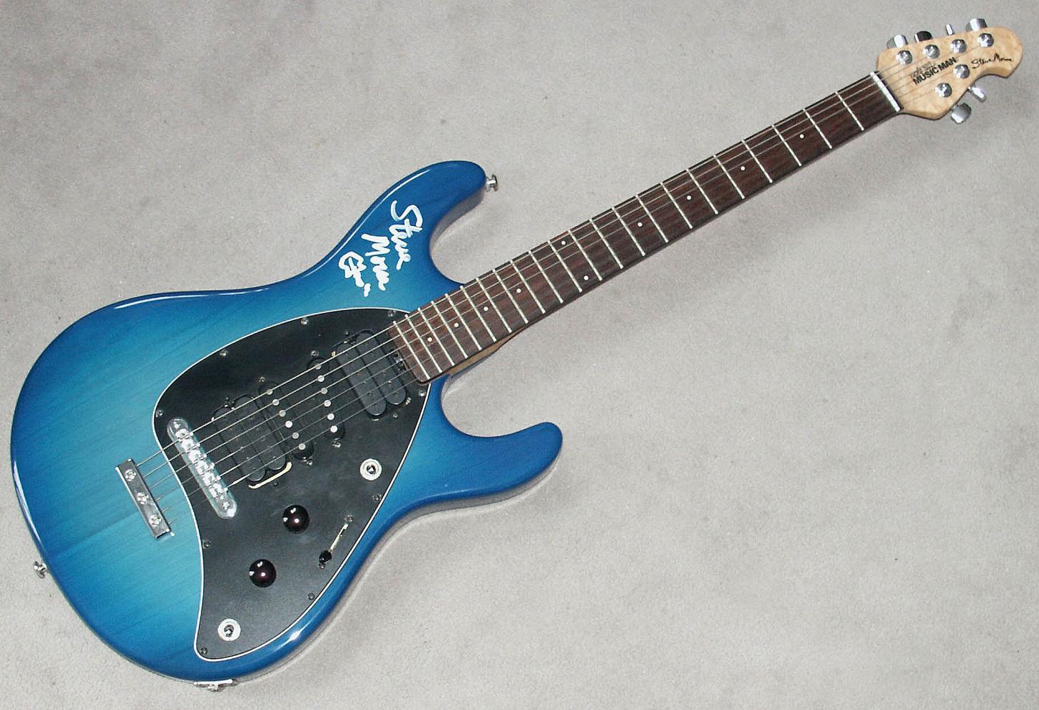 Musicman Steve Morse mit Autogramm