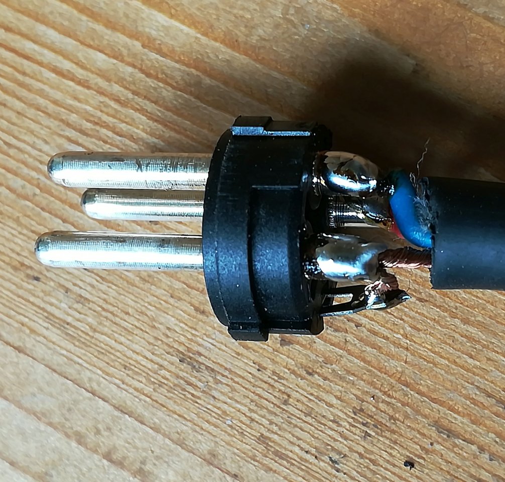 Neutrik - NC3 MXX XLR-Stecker