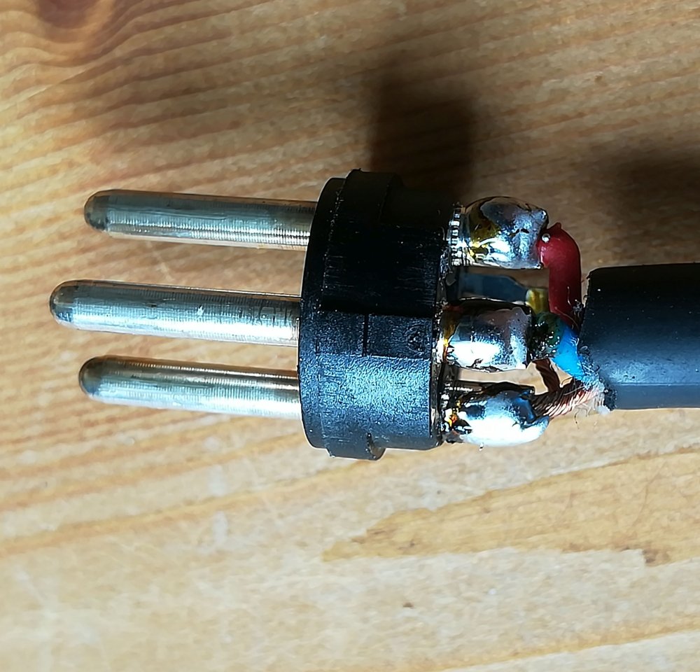 Neutrik - NC3 MXX XLR-Stecker