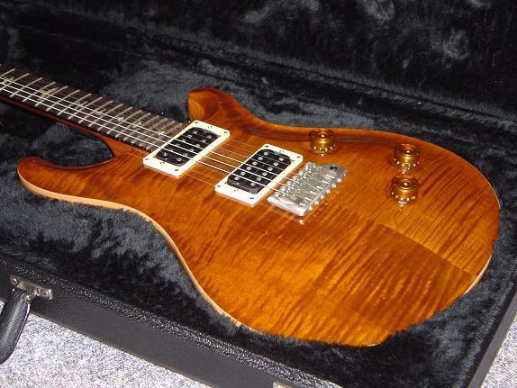 Paul Reed Smith Custom 24

Schöne Gitarre, gute Gitarre.
Momentan befinden wir uns aber in einer Beziehungskrise