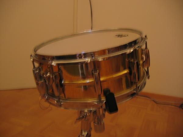 Pearl Sensitone Brass mit ddt-Mesh-Fell und leider seeeehr viel Flugrost! :-(