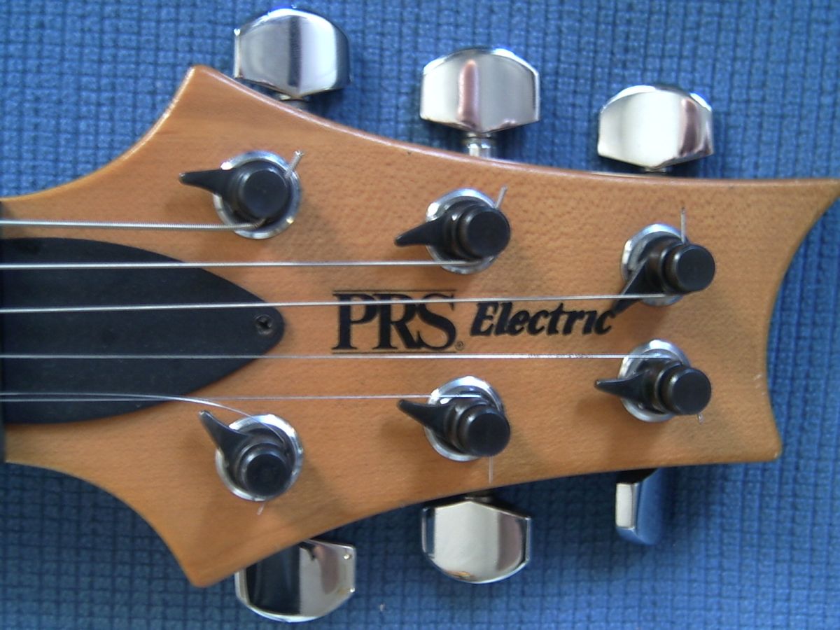 PRS CE24 Neck_front