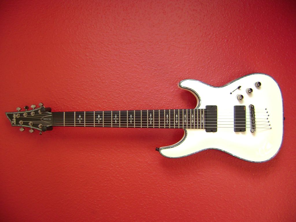 Schecter C-7 Hellraiser WH (EMG707-TW)