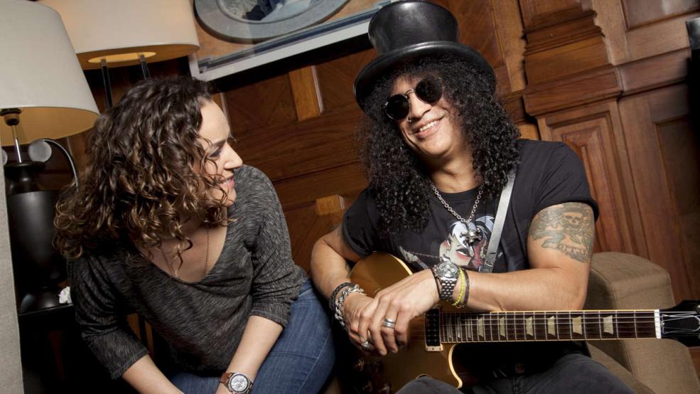 Slash mit Bild Reporterin