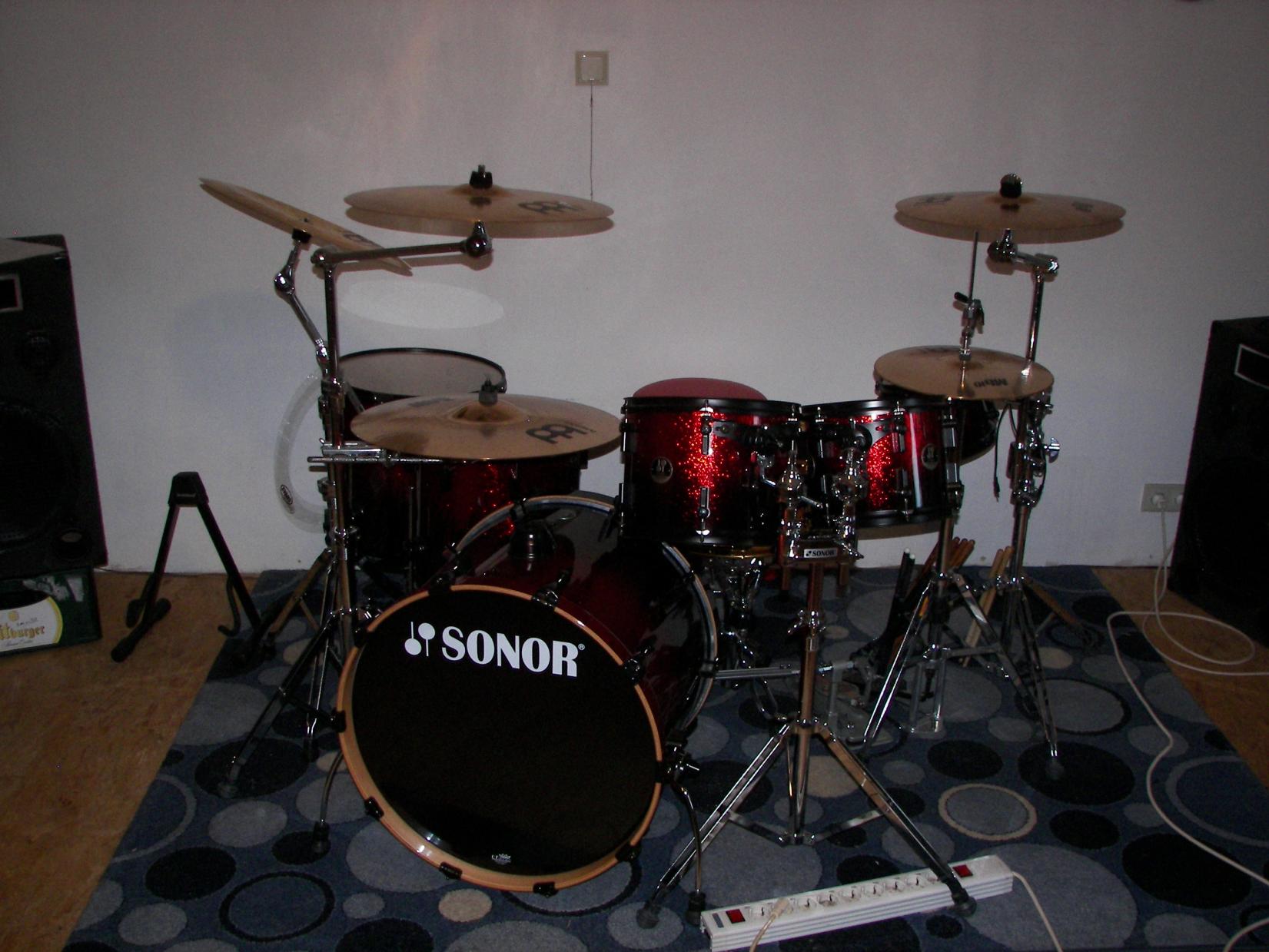 Sonor Force 3007 in Black-Red Sparkle