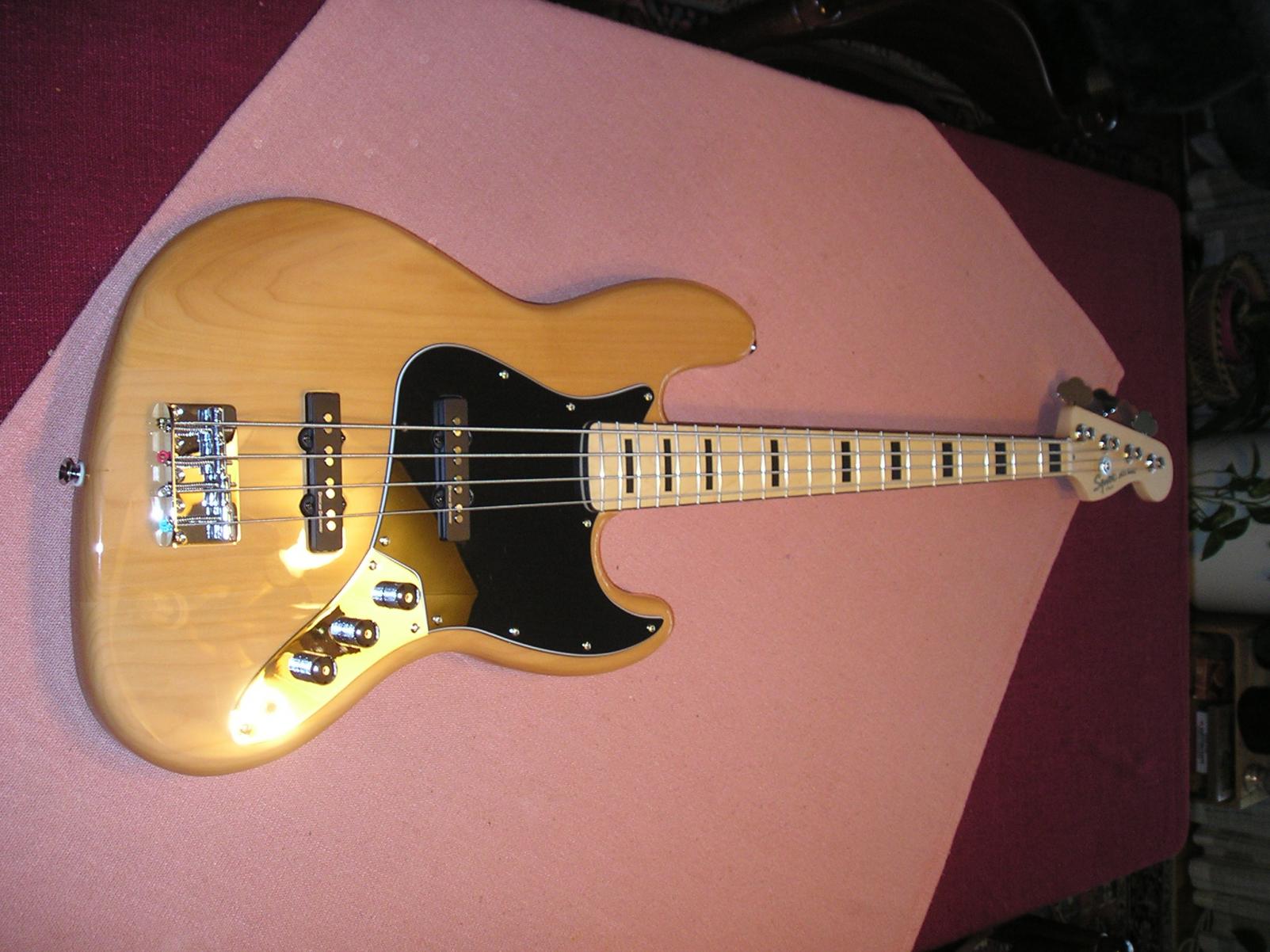 Squier Vintage Modified Jazz Bass '70s in natural