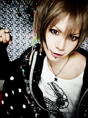 Takeru, von der Band SuG