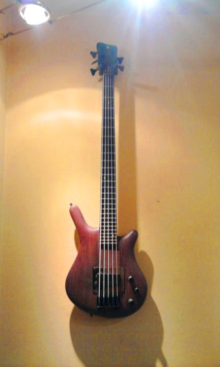 Warwick 
Thumb 5 NT 
1986 (custom)